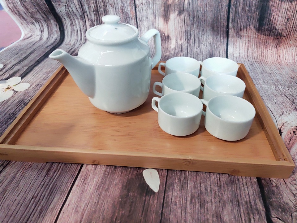 Bộ ấm chén dáng vuông cỡ lớn 700 ml, có khay bằng tre