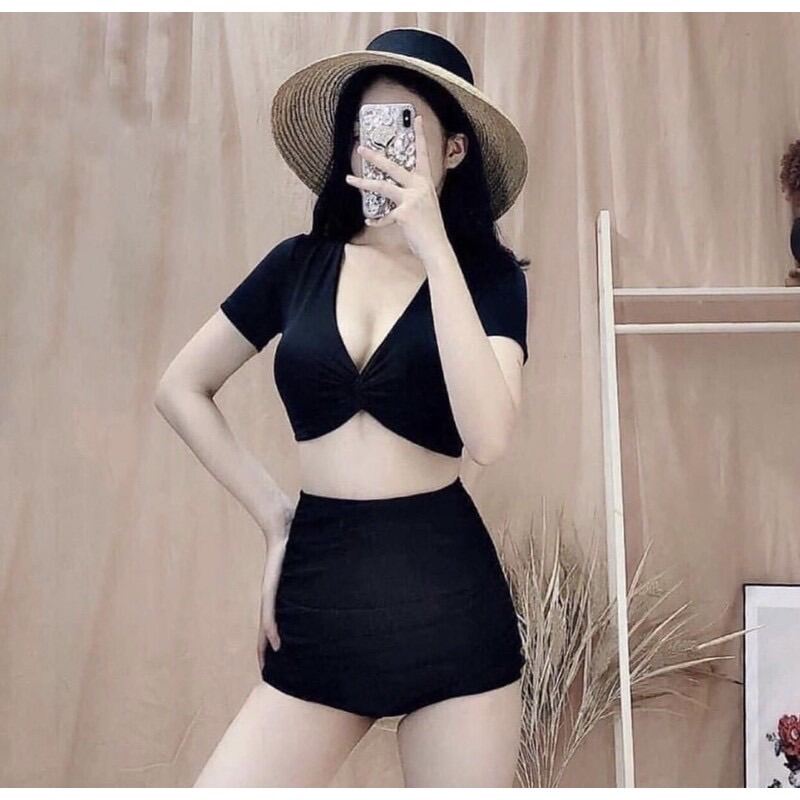 Bikini tay ngắn xoắn ngực quần nhún đen/ xanh.