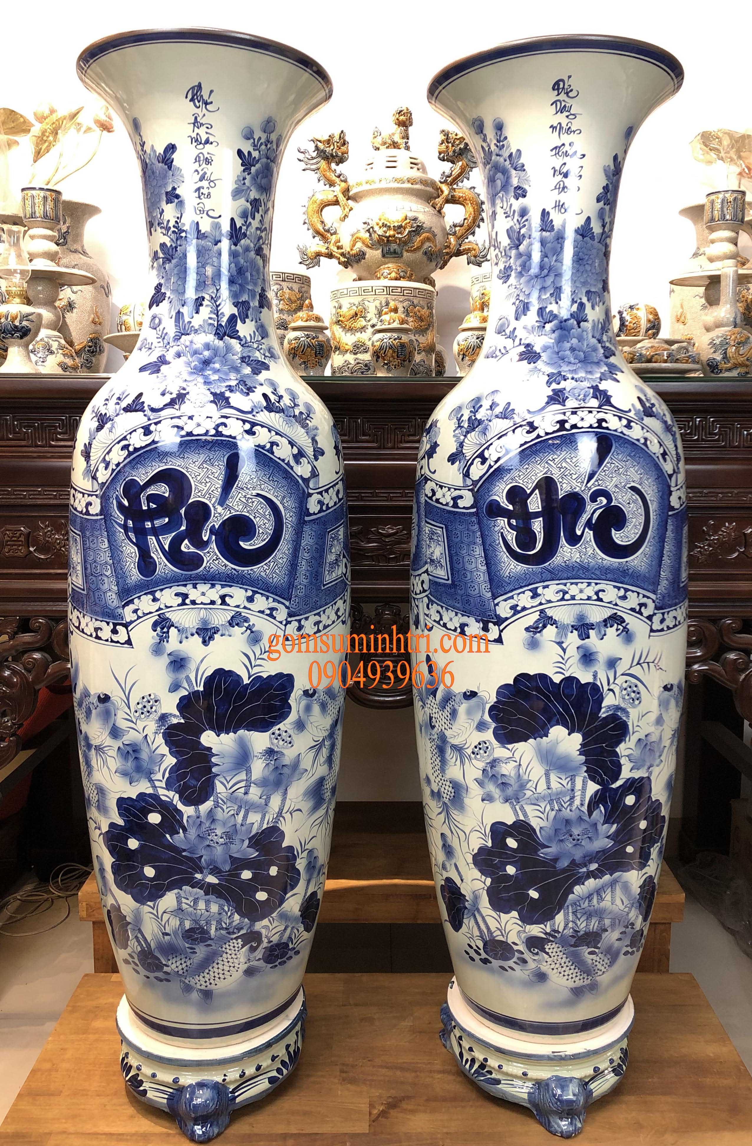 Lộc bình gốm sứ Bát Tràng cao 1,55 m
