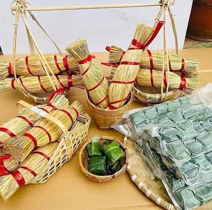 Đặc sản tré rơm bình định tré tai heo tré rơm tai heo ngon giòn chính gốc