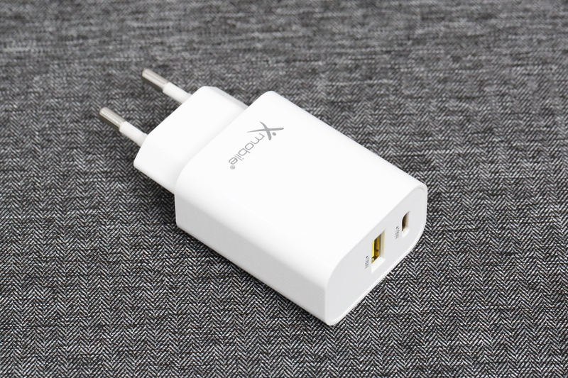 Adapter sạc 2 cổng type c pd qc3.0 18w xmtru trắng