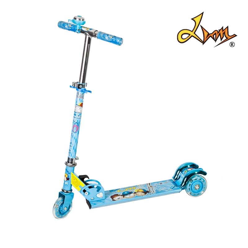 XE TRƯỢT SCOOTER KHUNG SẮT 3 BÁNH PHÁT SÁNG VĨNH CỬU – TẶNG KÈM CHUÔNG