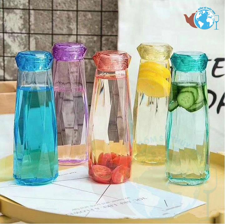 [HCM]Bộ 4 bình thủy tinh màu đựng nước kiểu dáng kim cương Diamond cao cấp - 4 bình
