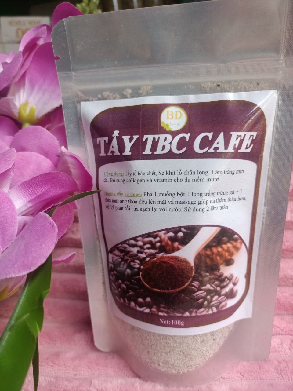Tẩy tế bào chết cơm dừa cafe