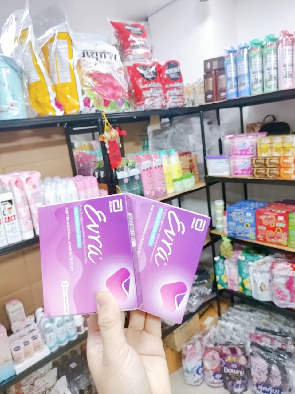 Miếng dán tránh thai Evra Thái Lan
