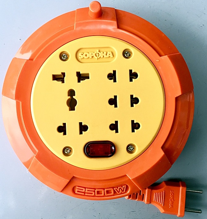 [HCM]Ổ cắm quay tròn 5 lỗ đa năng 9.5 mét 2500W R95 Sopoka
