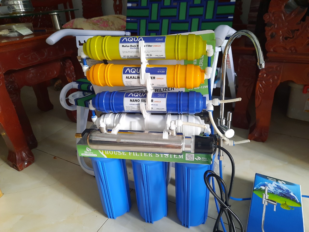 [HCM]Máy lọc nước tinh khiết 7 lỗi  hiệu Aqua có đèn UV