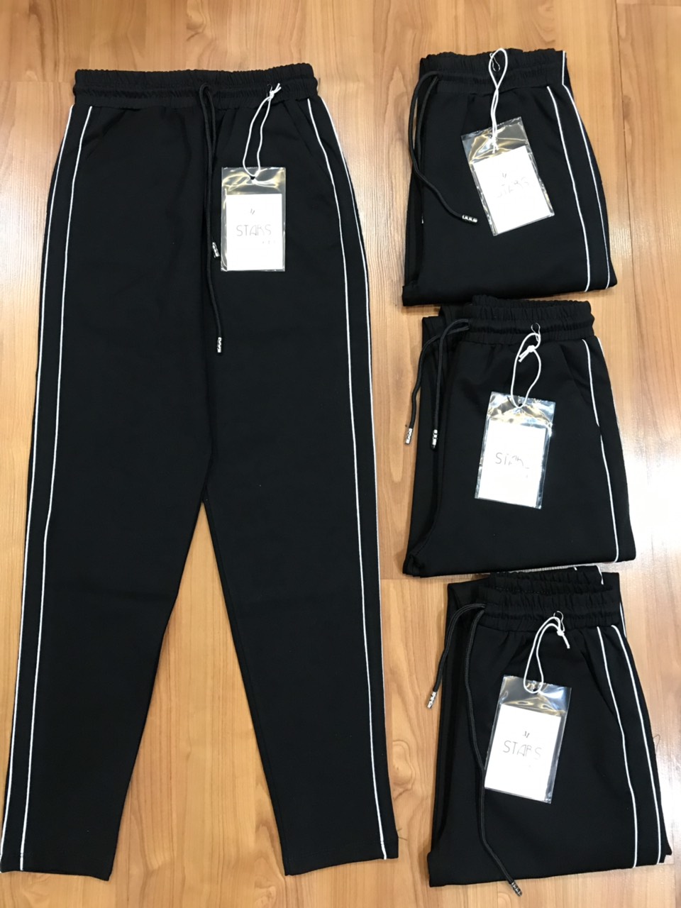 [HCM]Quần THỂ THAO 2 SỌC NHÍ SIÊU ĐẸP