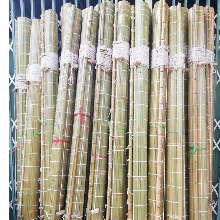 Mành treo tre trúc che nắng mưa