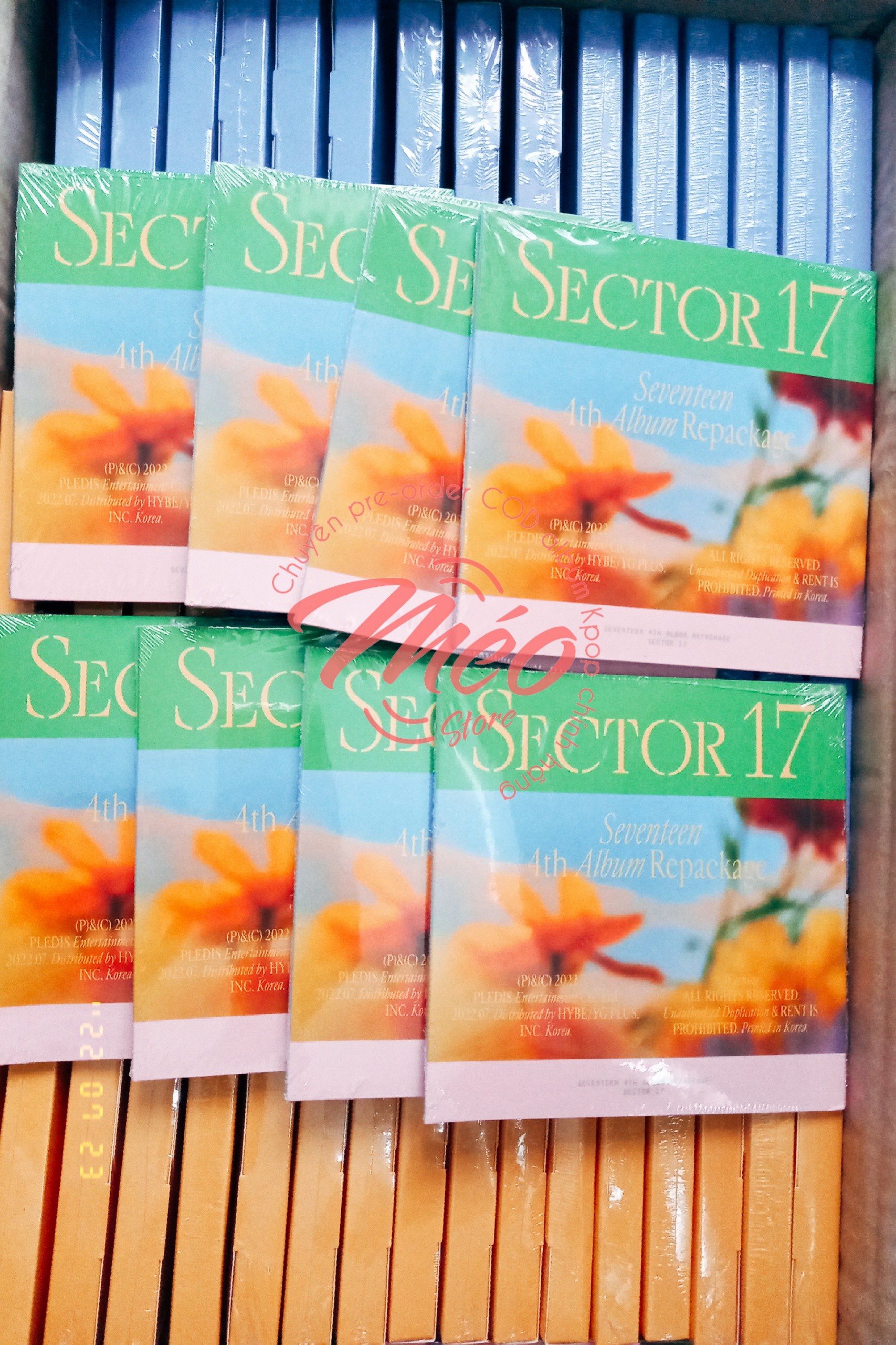 Có sẵn album nhóm seventeen - sector17 hàng chính hãng nguyên seal không poster