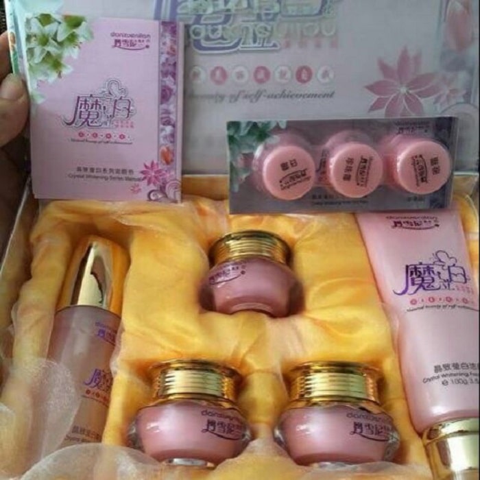 Bộ kem trinh nữ hoàng cung Danxuenilan Hồng 15in