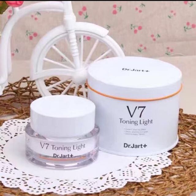 Kem V7 Toning Light - Dương Trắng D.a Loại Bỏ Mun, Nám