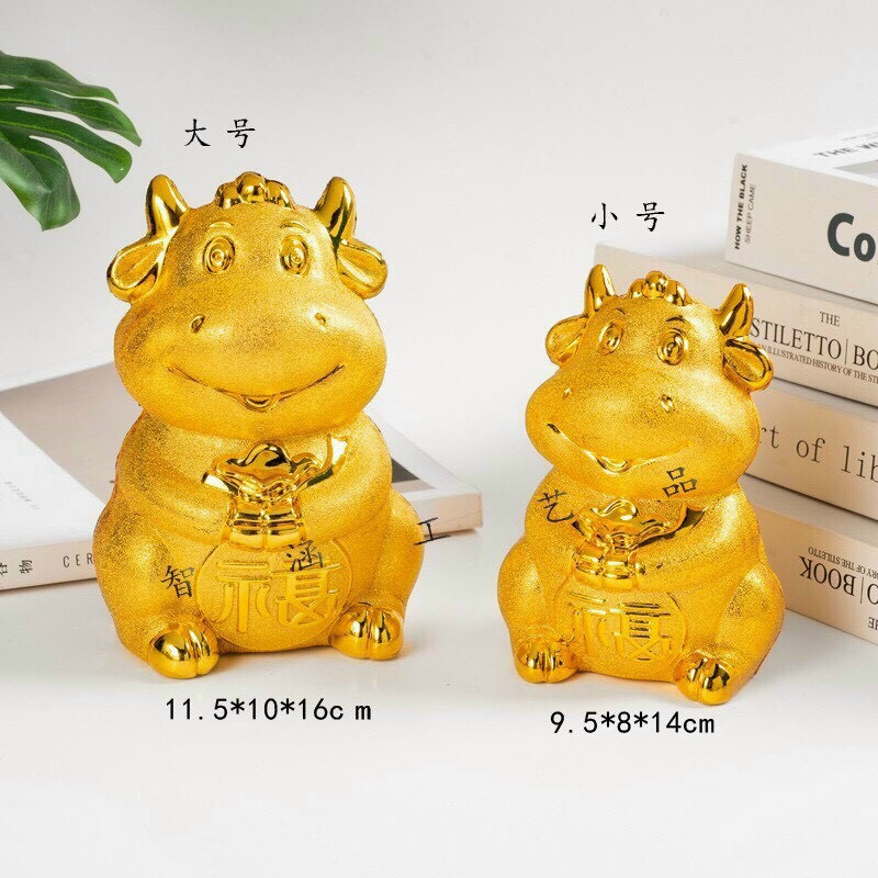 Lợn đất vàng tiết kiệm