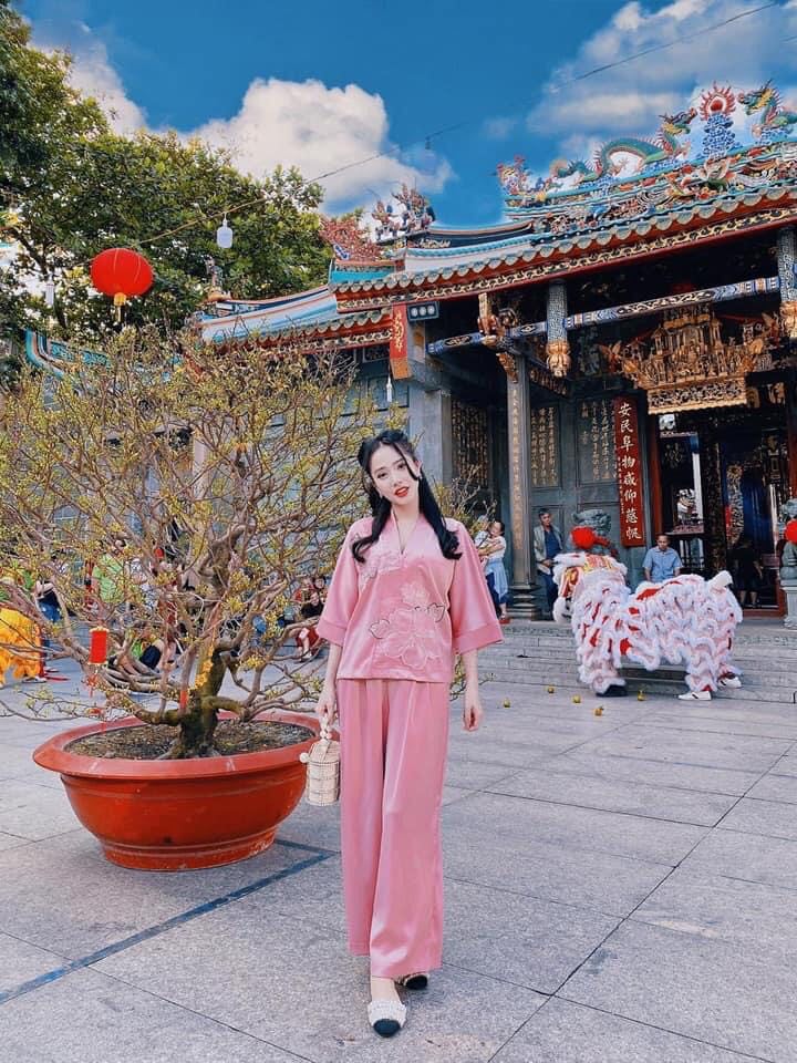 Đồ lam đi chùa Nguyên bộ lụa satin mềm mình hoa nổi L05