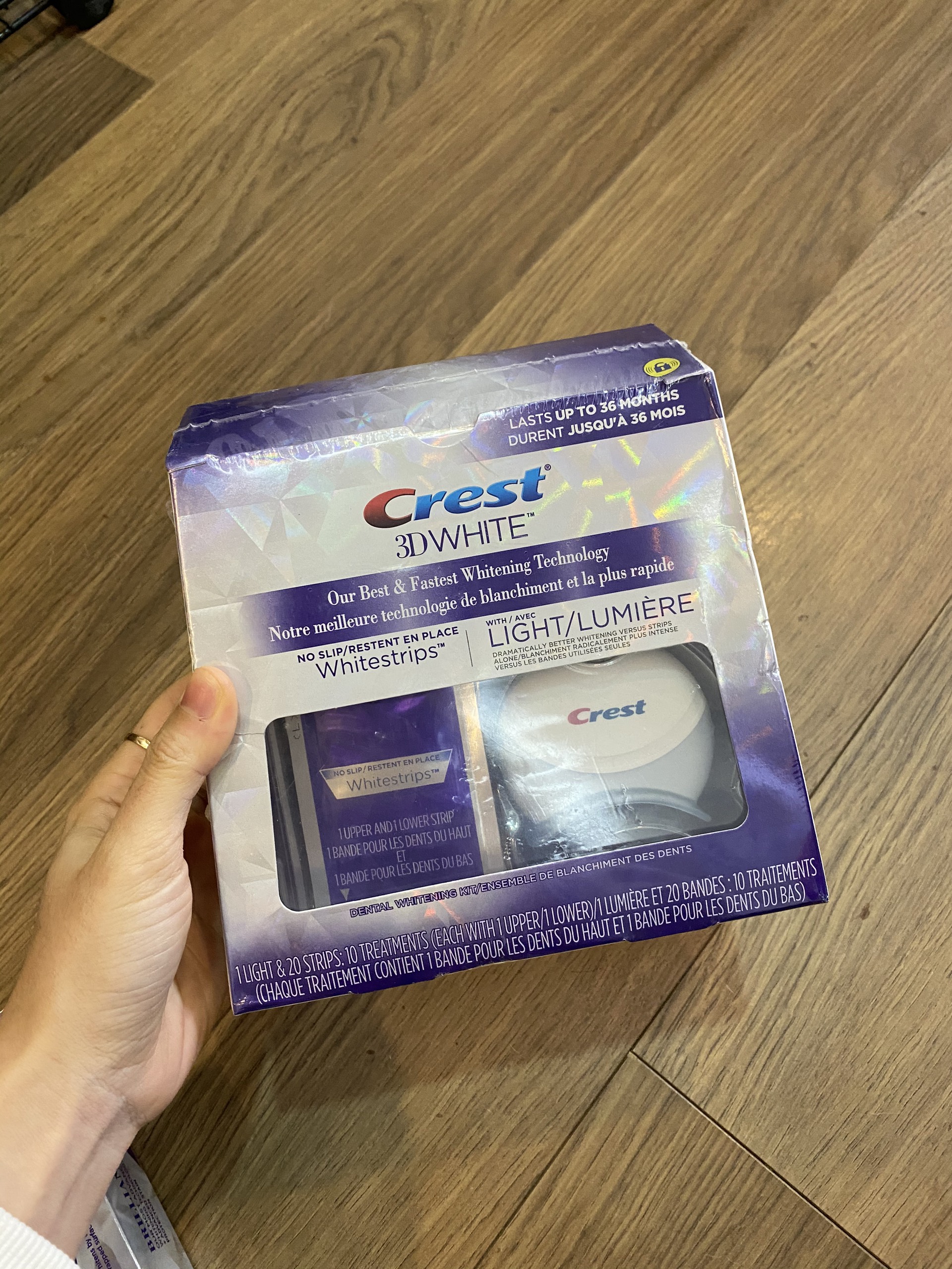 Set trắng răng crest kèm đèn