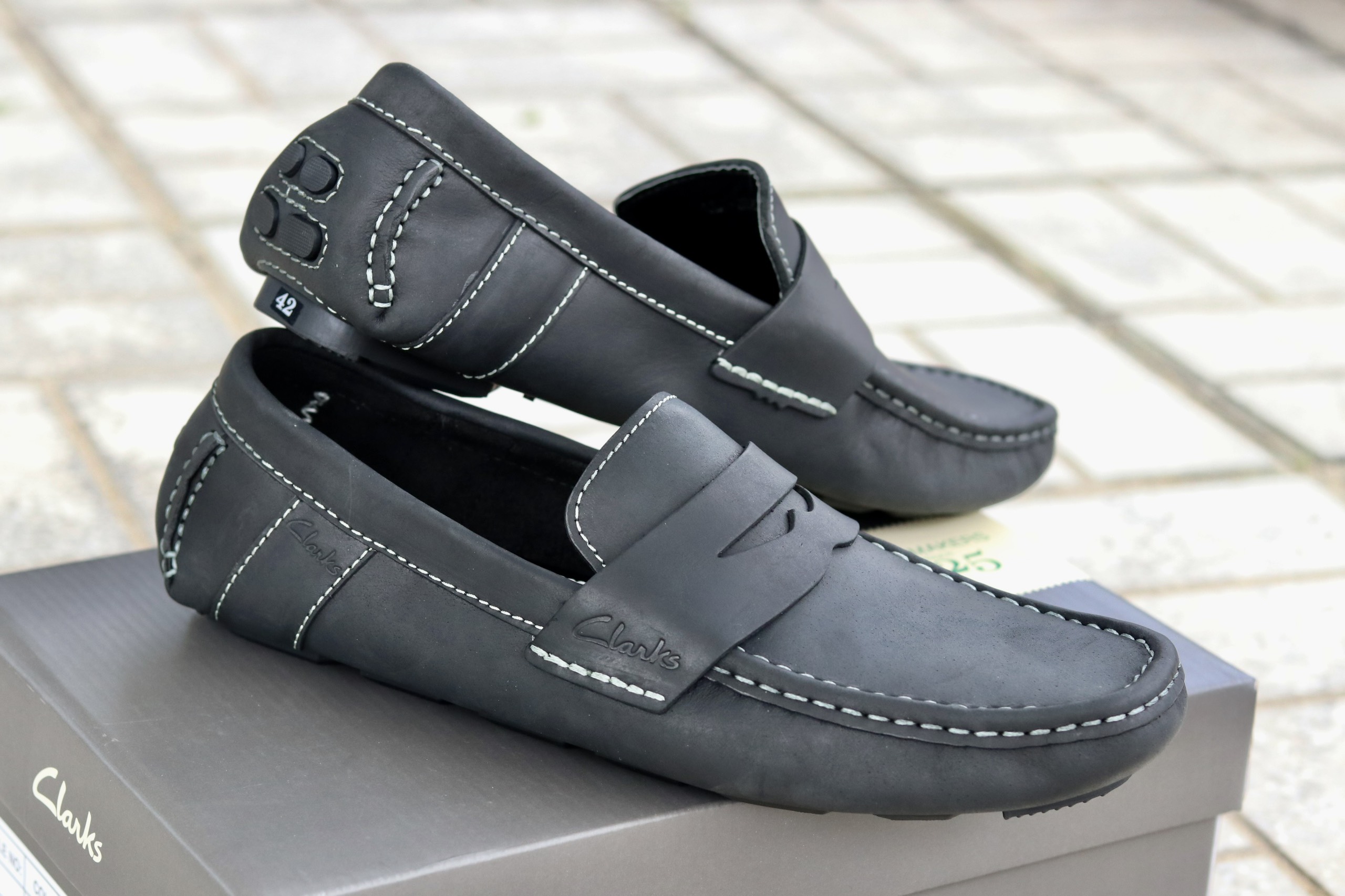 Giày lười nam clarks, da bò thật 100% , clarks nhập khẩu thái lan. tặng 1 đôi tất, bảo hành 2 năm