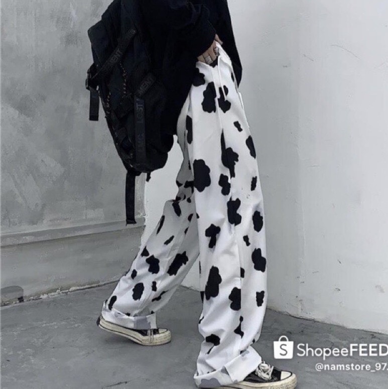 Văn đức Fashion Hữu Quyền Store 🍓Quần Jogger Chất Nỉ Da Cá Bò Sữa Bo Gấu Nam Nữ Trắng Unisex W2