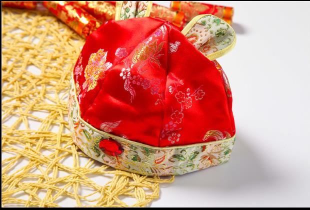 Mũ tóc trung hoa diện tết bé trai bảnh bao