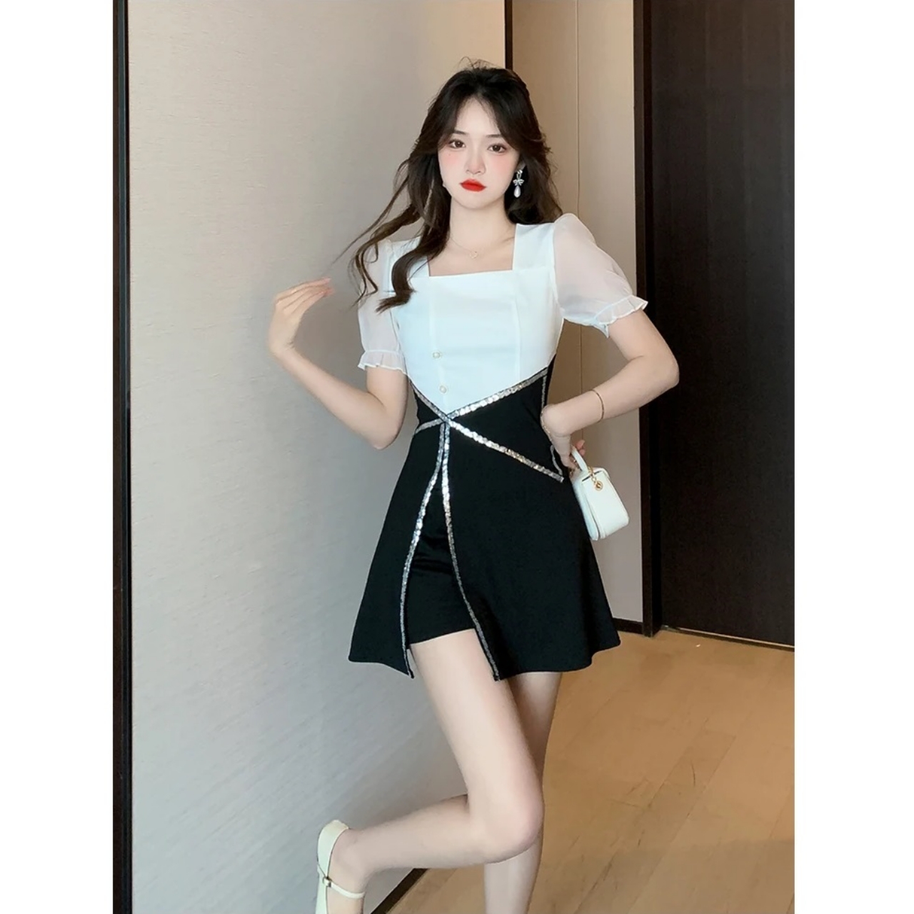 Set bộ phối màu cổ vest tay ngắn & quần ngắn 4092 - hàng nhập