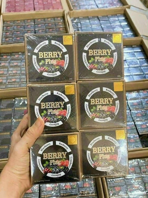 HOÀN TIỀN 15% - [HCM]kem dưỡng da mặt Berry Plus trái cây (xoá nám tàn nhang mờ thâm mụn trắng da)