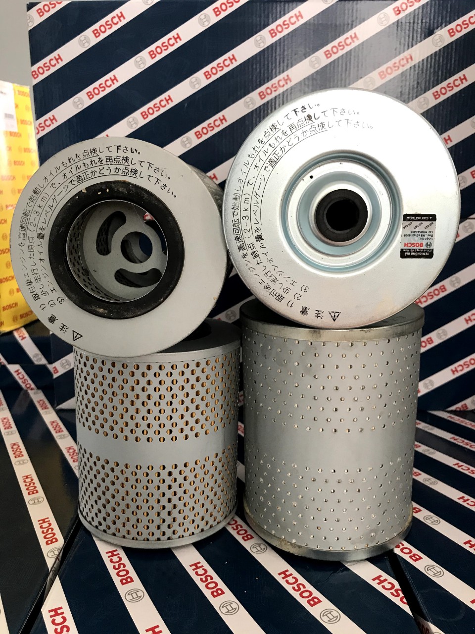 [HCM]Lọc Nhớt  Xe khách 45c Hyundai Universe Space Xpress, Hyundai Aero Queen Express, Đầu kéo Hyundai HD-Serie - (Bộ 2 Cái) - Bosch. VN206
