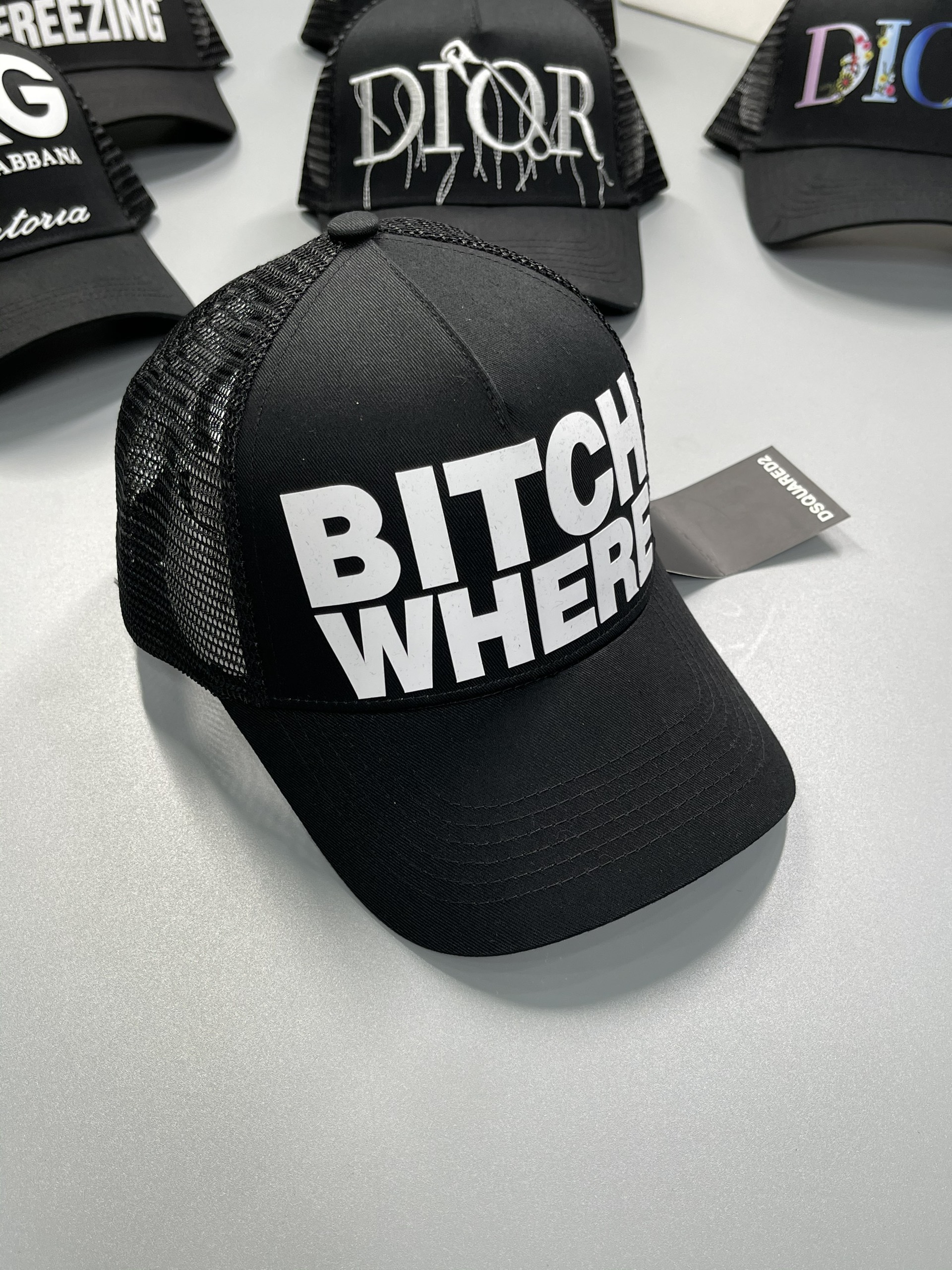 Mũ lưỡi trai 𝔻𝕊2 BITCH WHERE hot hit