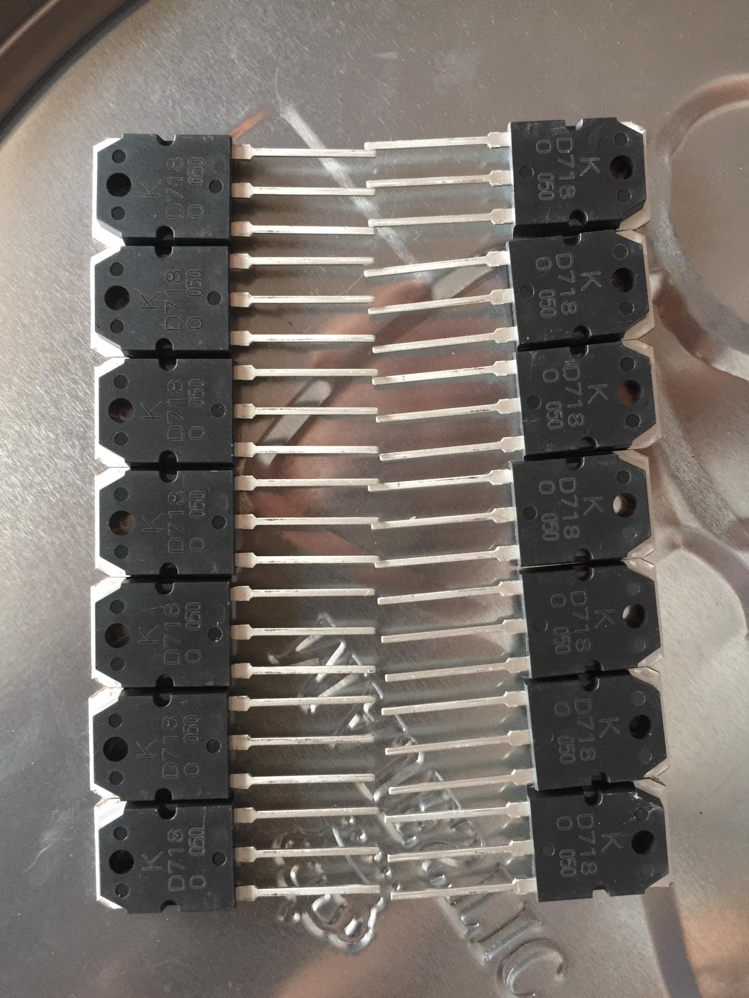 14 sò D718 + 2 B688  ( Lưng Đồng )