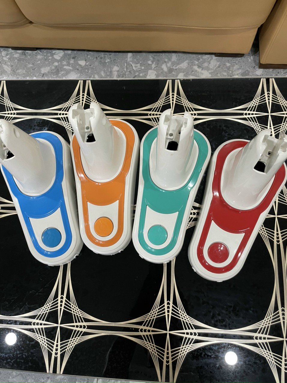 THÂN QUẠT TREO TƯỜNG