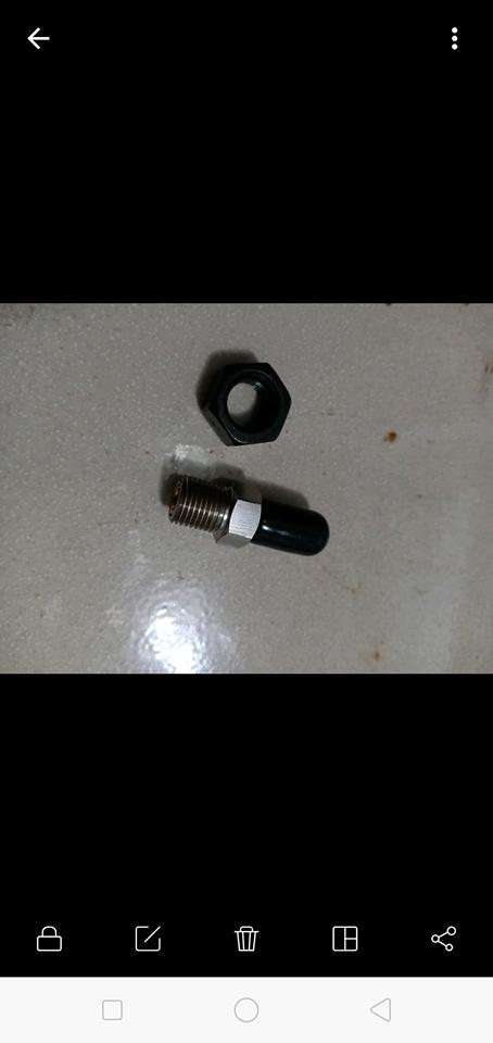 Nạp 1 chiều chân 10mm có ốc vặn