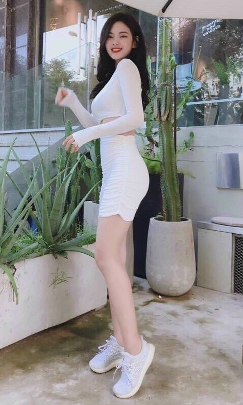 Đầm tay dài khoét eo cực hot thời trang dạo phố dự tiệc hot teen ba màu