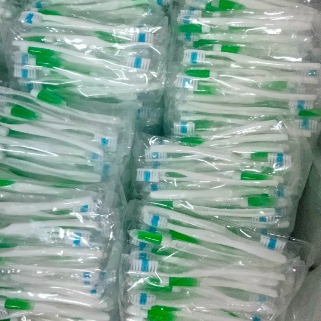 Bàn chải giá rẻ 100 cây dùng cho khách sạn nhà nghỉ