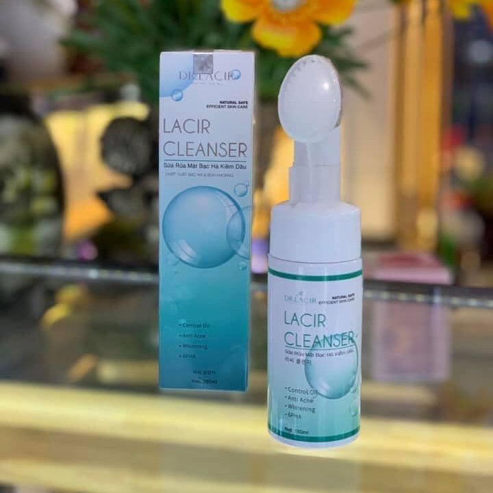 Sữa rửa mặt kiềm dầu ngăn ngừa mụn dr lacir 150ml