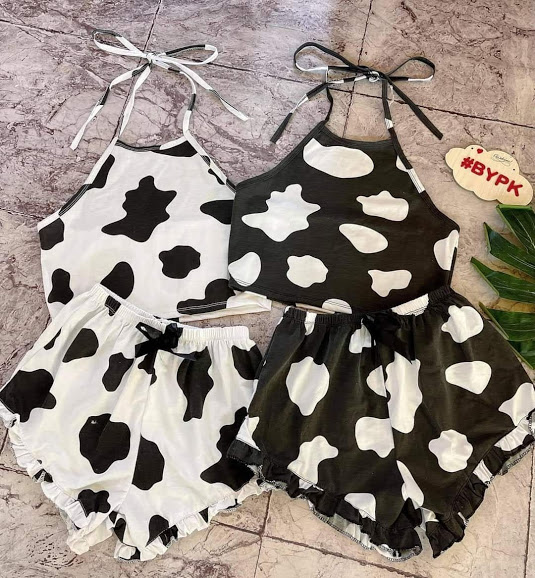 Set bò sữa cổ yếm
