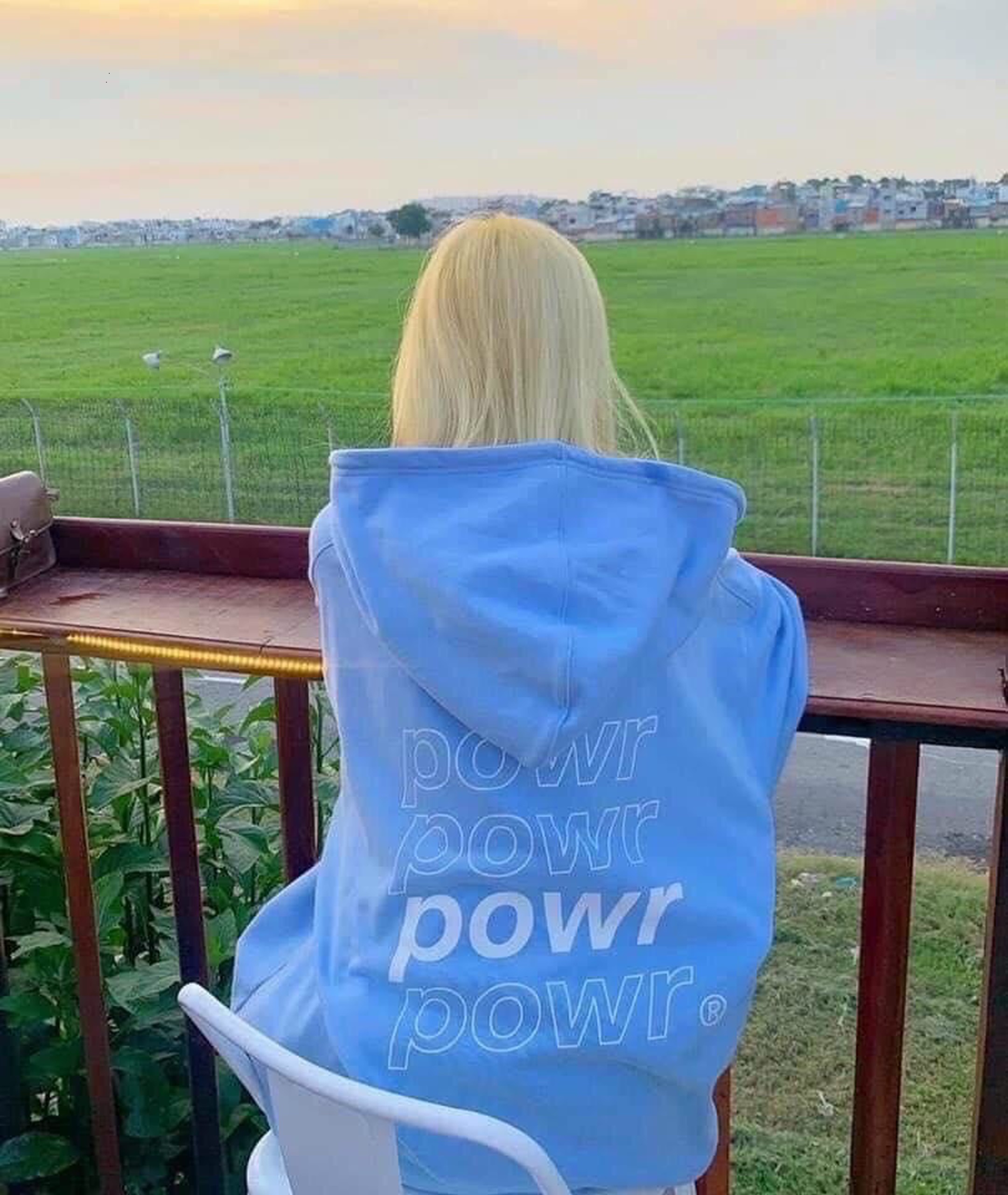Áo Khoác Nữ - Áo Hoodie Form Rộng Thêu Chữ powr Phối Nón Nỉ Ngoại Cao Cấp Siêu Đẹp Siêu Rẻ XMTT