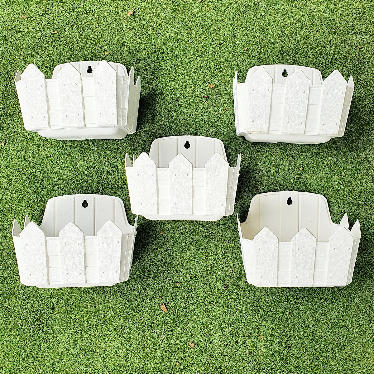 Bộ 05 CHẬU ỐP TƯỜNG cao cấp: kiểu dáng châu âu, hàng rào hiện đại, phù hợp trồng hoa, cây bụi trang trí nội ngoại thất.