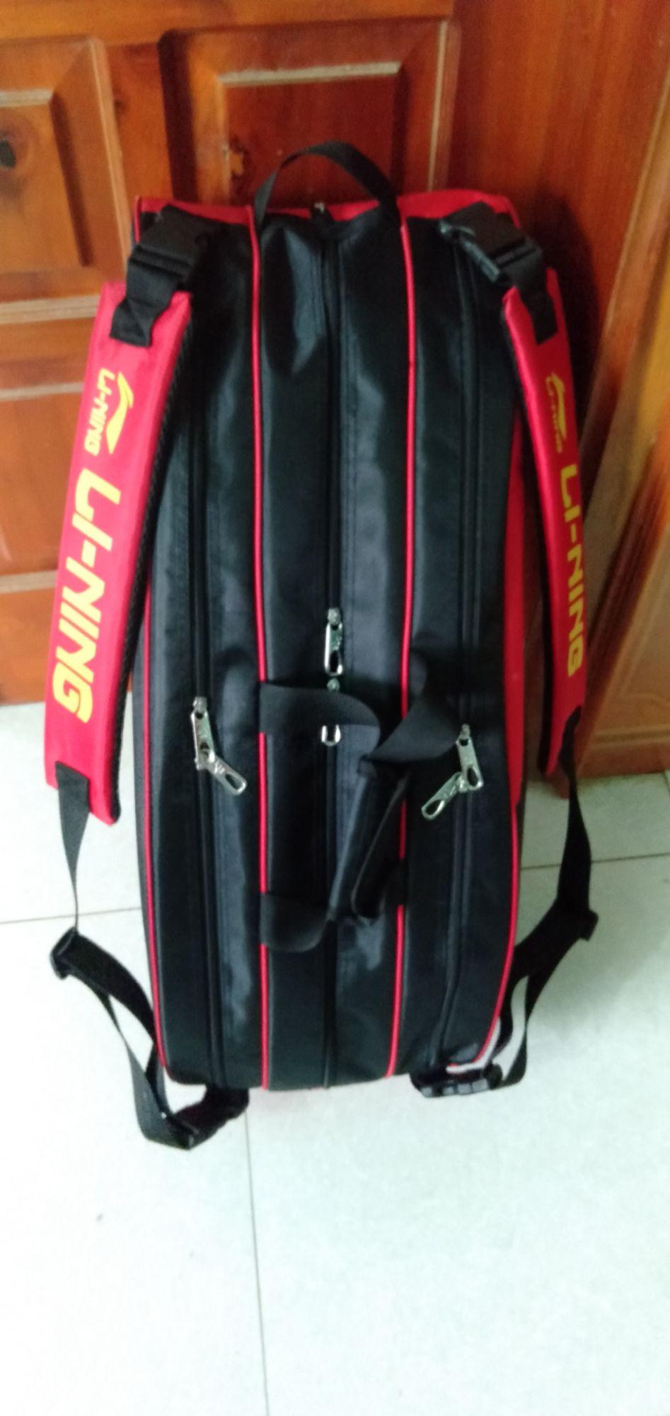 Bao vợt cầu lông 3 ngăn chính