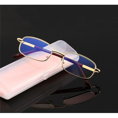 KÍNH ĐỌC SÁCH CHO NGƯỜI TRÊN 40 TUỔI GỌNG TITAN MẶT KÍNH CÓ HỘP ĐỰNG KHĂN LAU KÍNH