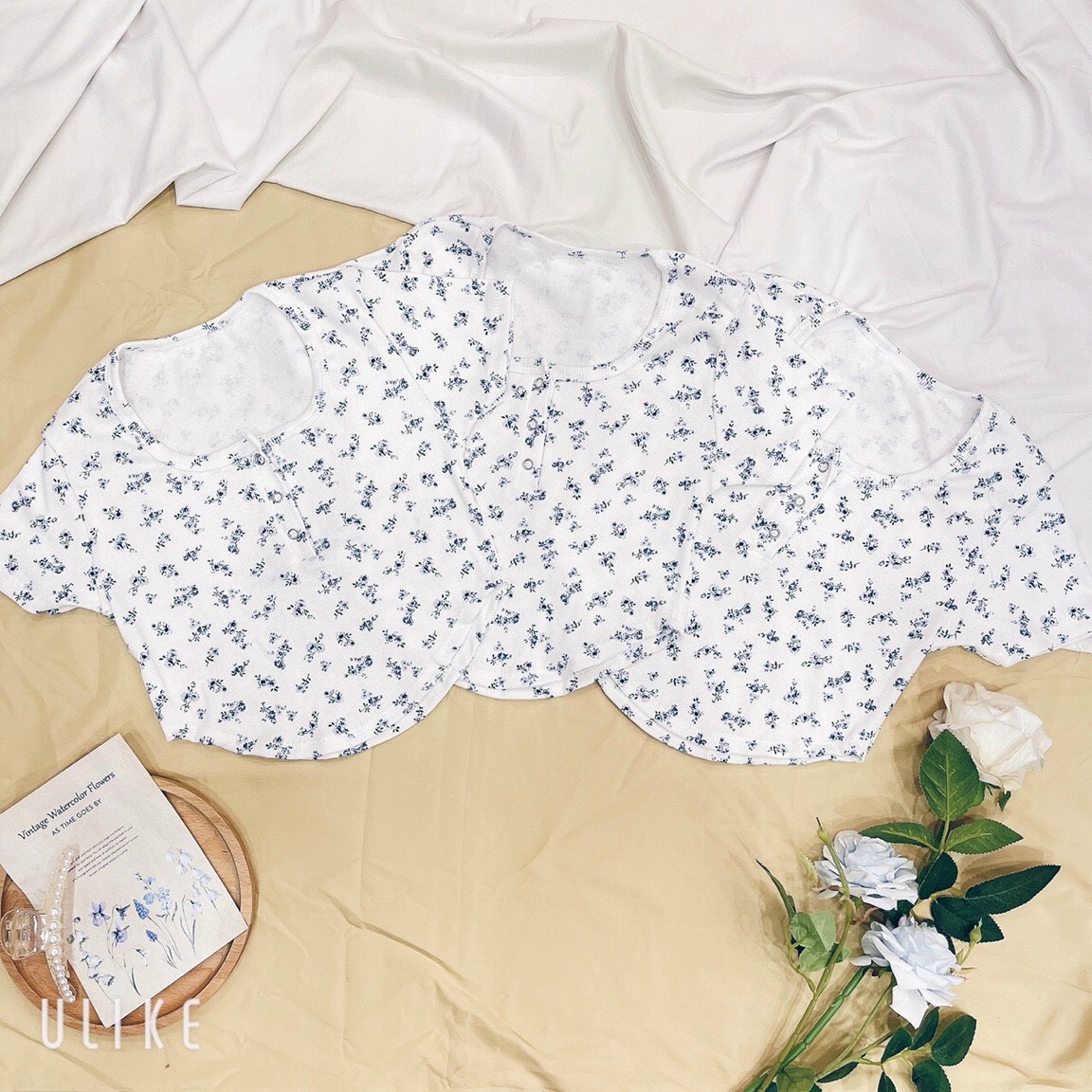Áo croptop vạt bầu nút bấm hoa cực kỳ mới dành cho các nàng vào dịp hè 2021