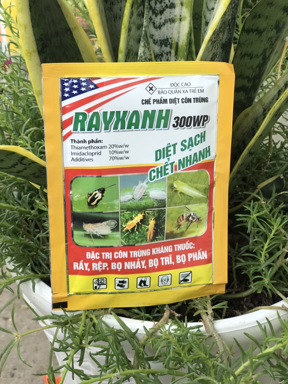 Rầy xanh 300WP đặc trừ côn trùng như rầy rệp bọ nhảy bọ trĩ bọ phấn gói 15gr [Chính hãng] [Có sẵn]