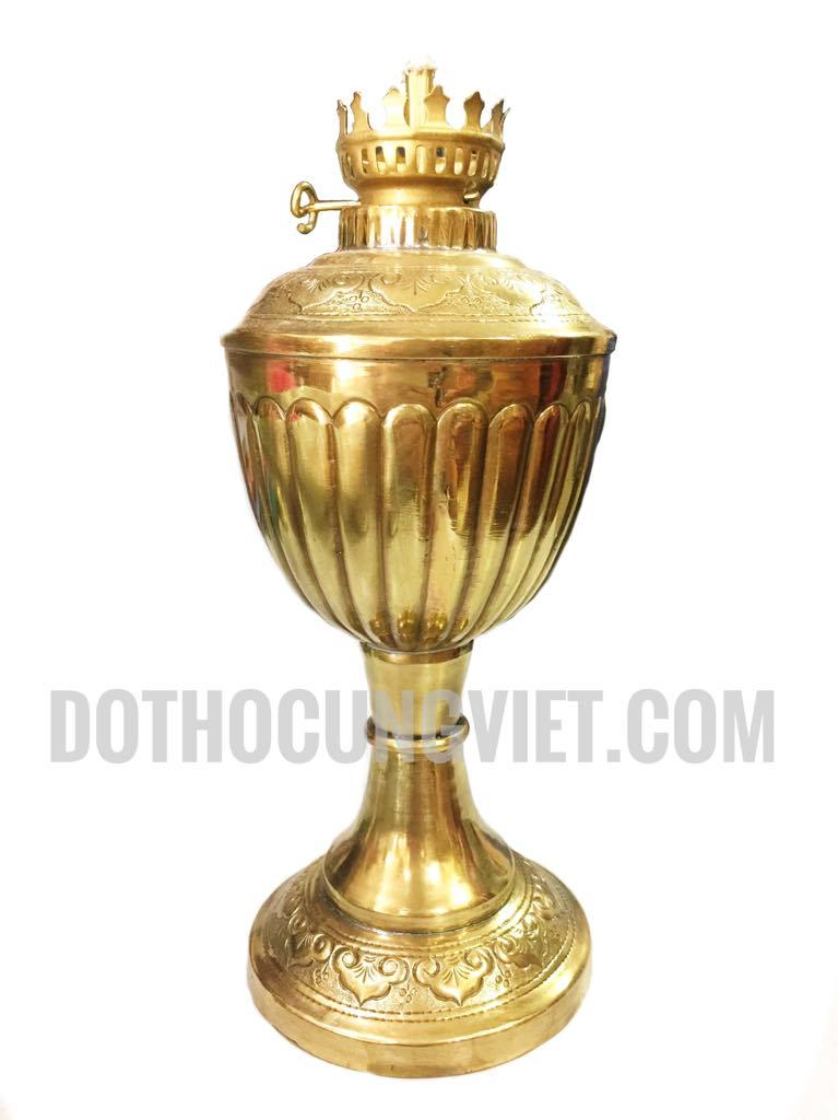 Đèn dầu thờ cúng bằng đồng kẻ dọc nổi múi khế