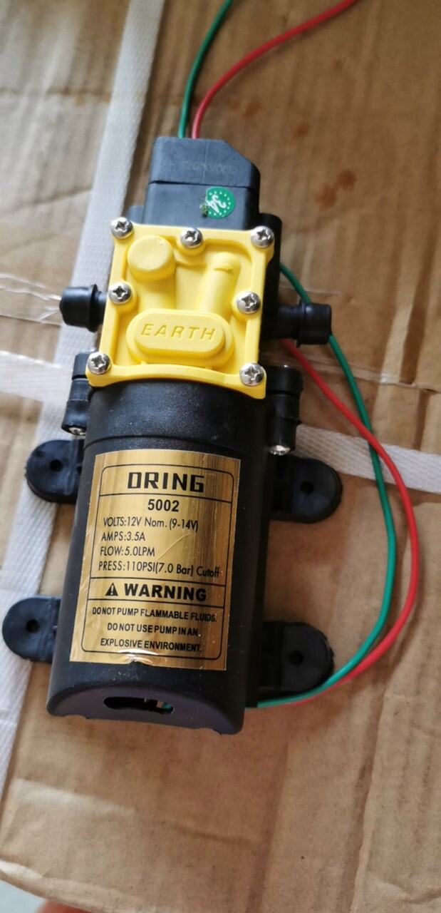 Máy bơm nước mini 12v phun thuốc trừ sâu , phun sương ....