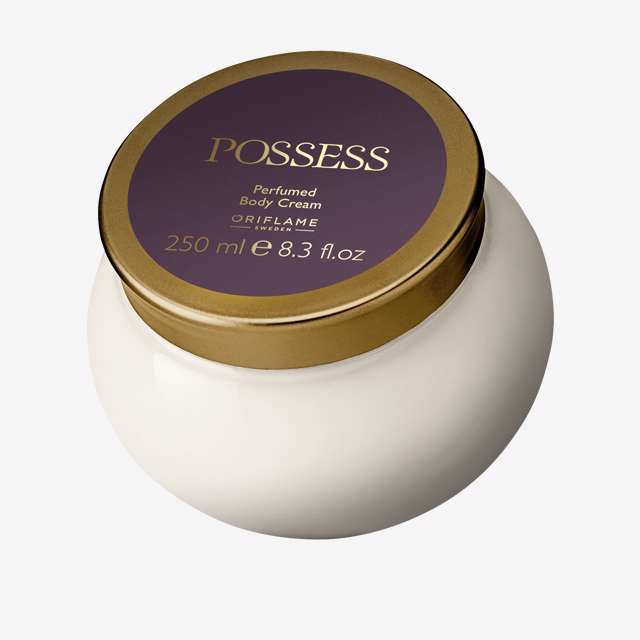 Kem dưỡng thể - possess perfumed body cream.