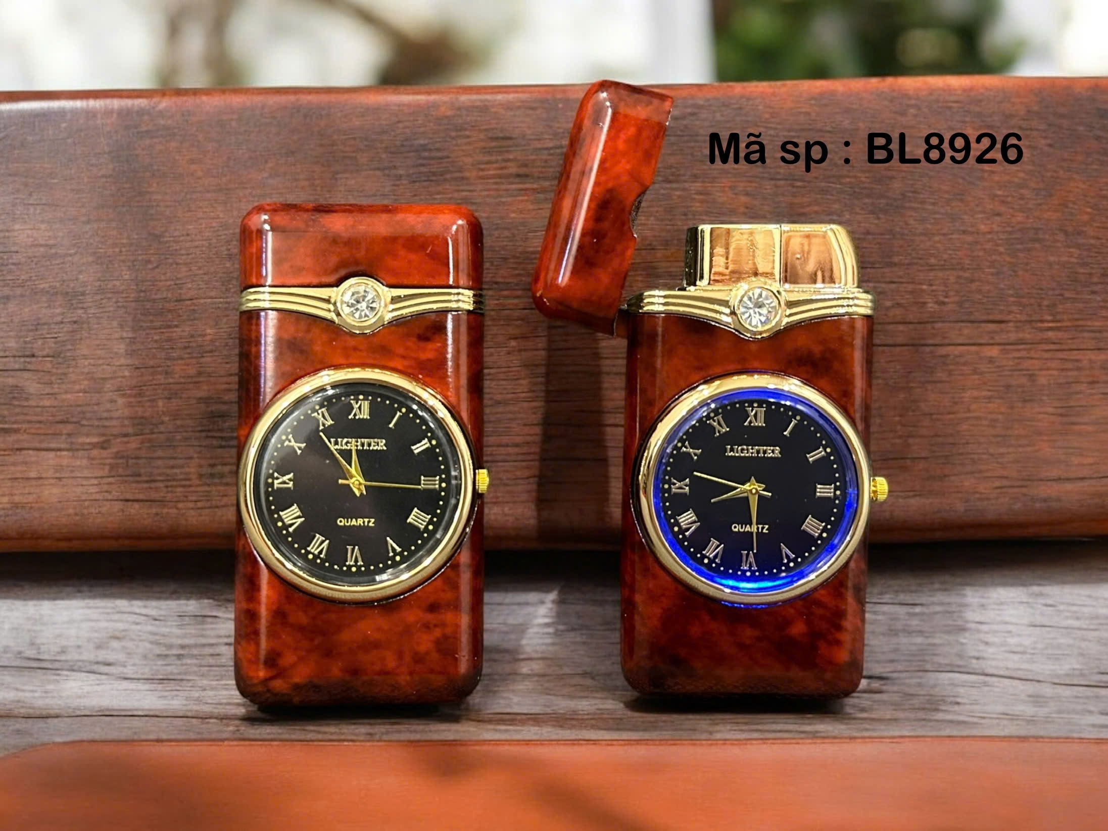 Bật Lửa Khò có kèm Đồng Hồ -  mã BL8926, kiểu dáng đẹp ,Đồng hồ có thể phát sáng, chất liệu vỏ bọc bằng kim loại cao cấp, có thể bơm Gas khi hết