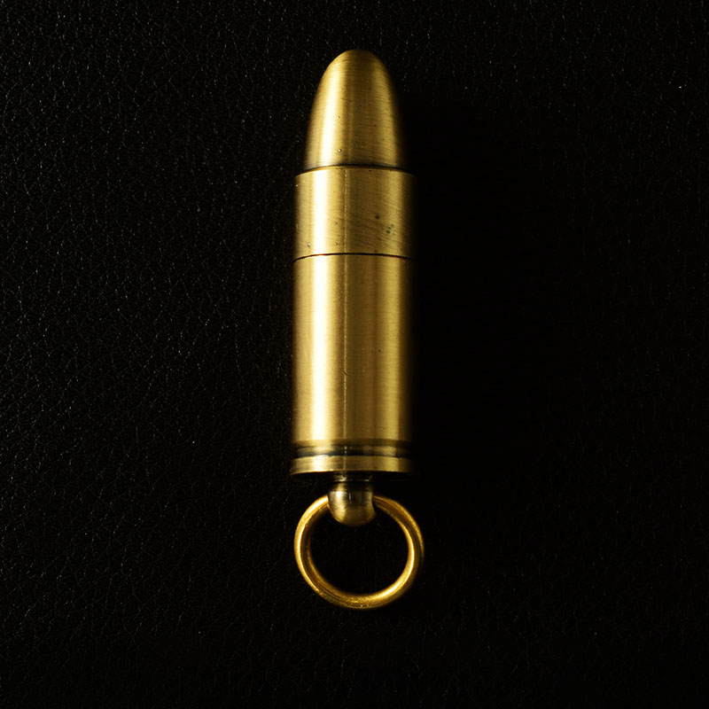 Bật lửa dophin cá heo 631 - Sài xăng đá bấc - Sản phẩm độc lạ vừa la móc khóa cho các quý ông.