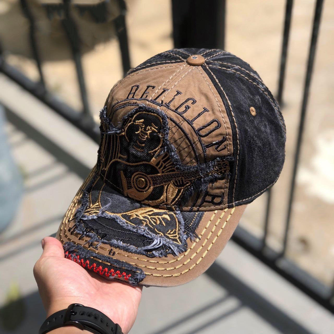 (Hàng VNXK) Nón nam, mũ lưỡi trai Ông Địa True Religion Full tem Form chuẩn (Ảnh thật)-ST05