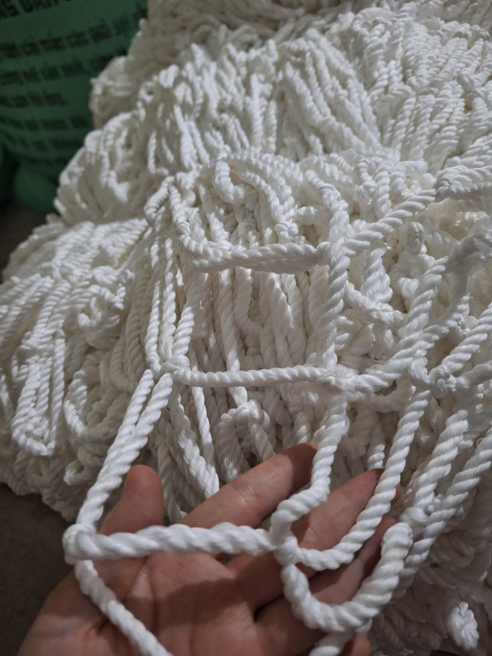 lưới chắn cont, lưới chùm hàng, lưới chùm palet hàng giá tốt nhất ,kích thước 2,6x2,8m ô lưới 10cm