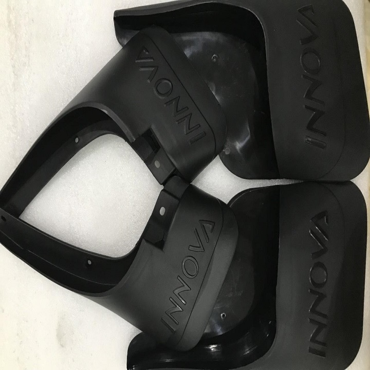 Bộ 4 Chắn bùn xe Toyota Innova 2009- 2011