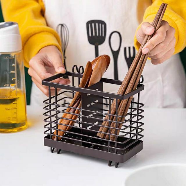 Dụng cụ ống kệ cắm đựng đũa thìa 2 ngăn thép sơn tĩnh điện có móc treo đẹp cao cấp