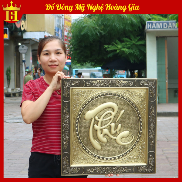 Tranh chữ phúc bằng đồng vuông 55cm