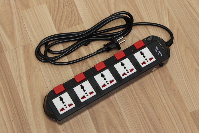Ổ cắm điện 5 lỗ 2m edftnc1